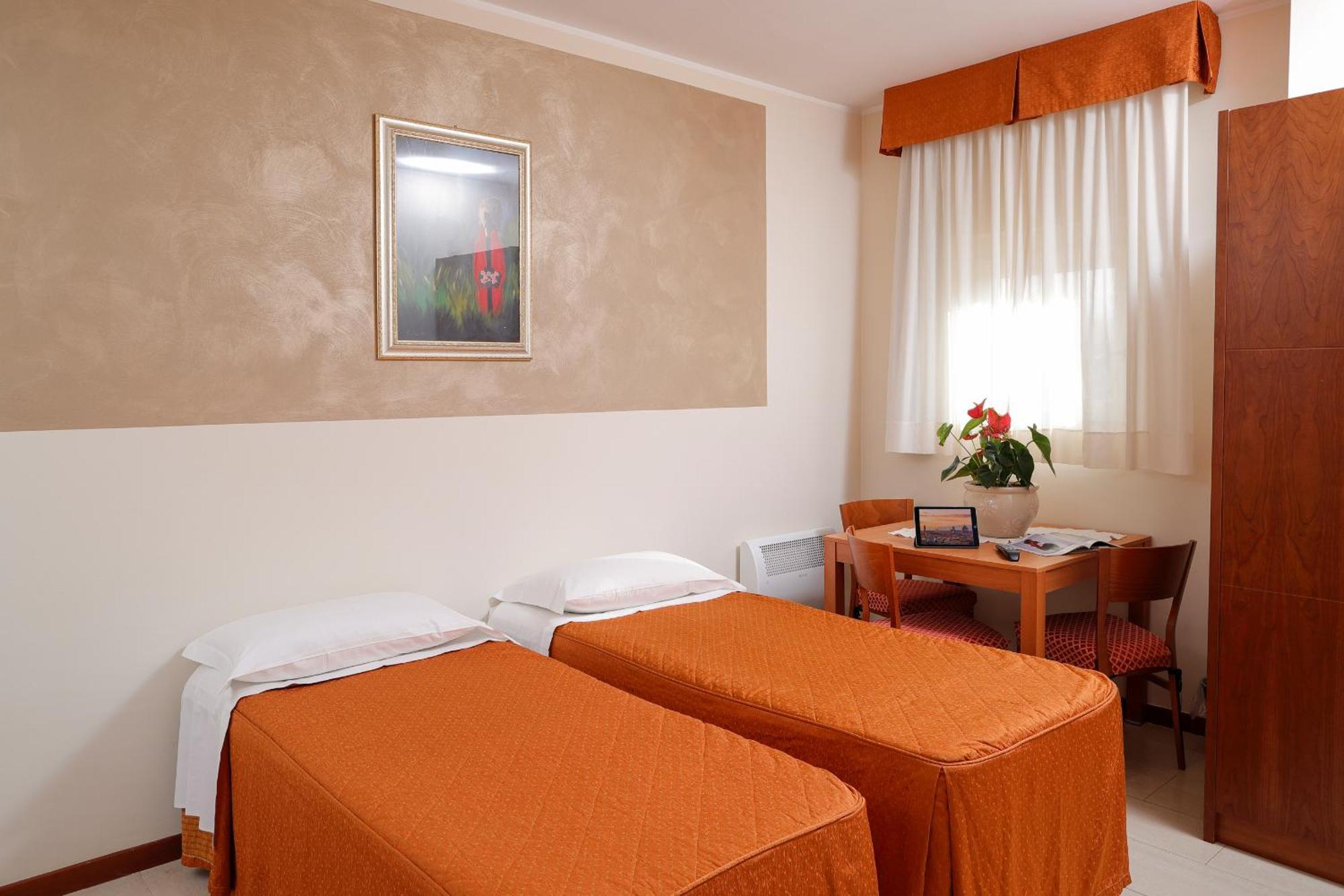 Hotel Michelangelo Terranuova Bracciolini Chambre photo