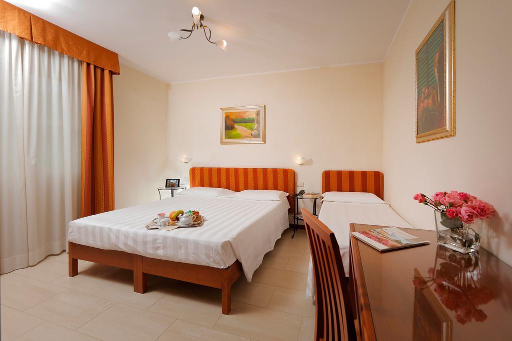 Hotel Michelangelo Terranuova Bracciolini Extérieur photo