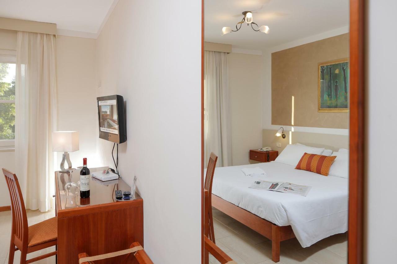 Hotel Michelangelo Terranuova Bracciolini Extérieur photo