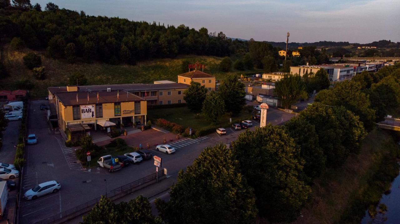 Hotel Michelangelo Terranuova Bracciolini Extérieur photo